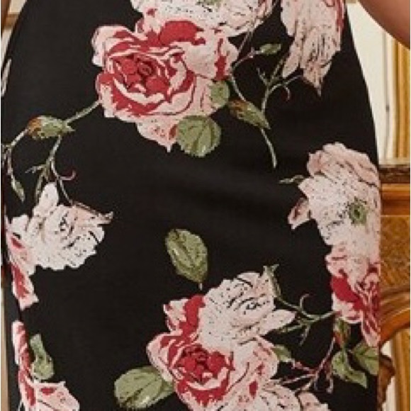 Plus Fitted Floral Dusty Rose Dress - Picture 5 of 13